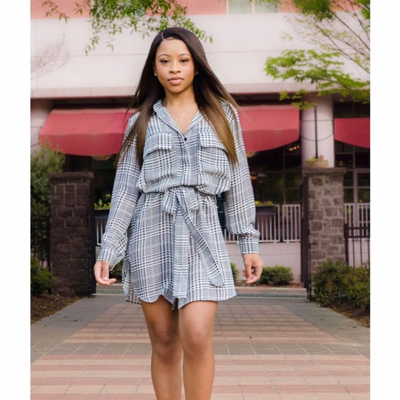 Black and White dress - Picture 1 of 1